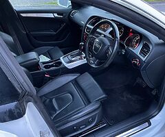 AUDI A5 2.0 DIESEL S-LINE WHITE AUTOMATIC - Image 9/10