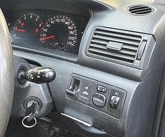 Toyota corolla 1.4 diesel, manual new tires - Image 9/10
