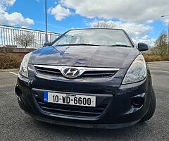 HYUNDAI i20 1 Owner Low mileage