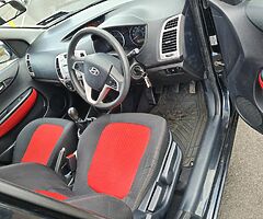 HYUNDAI i20 1 Owner Low mileage - Image 7/10
