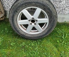 TYER WITH ALLOY 235/65 R17