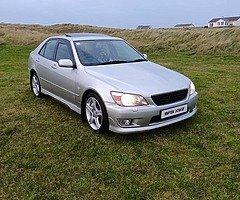 Lexus is200 - Image 5/5