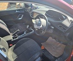 2016 Peugeot 308 active 1.2 petrol - Image 5/6