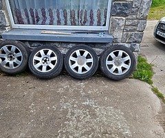 Audi alloys 17 inch tyres 235/55/17