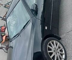 Lexus Is200