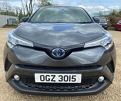 2019 Toyota C-HR - Image 7/10