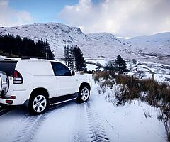 ⚪️Toyota Landcruiser 3.0D-4D⚪️ - Image 9/10