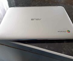 Asus chromebook - Image 3/5