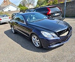 Mercedes E220 COUPE 2011