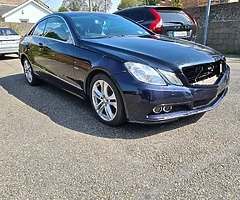 Mercedes E220 COUPE 2011