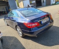 Mercedes E220 COUPE 2011 - Image 8/10