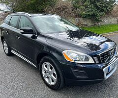 Volvo XC60 2012 5 seater automatic transmission Diesel engine - Image 5/10