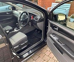 2011 Ford Focus 1.6TDCI Zetec - Image 4/10