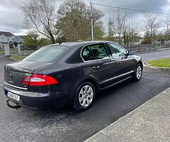 2010 Skoda Superb 1.9 TDI Ambition - Image 5/9