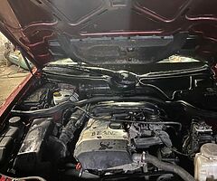 Mercedes e200 for breaking - Image 7/8