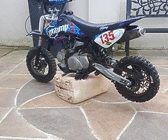 Stomp 100 juicebox