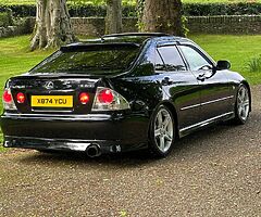 2000 Lexus IS 200
