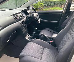 2004 Toyota Corolla - Image 7/10