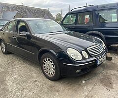 Mercedes e200