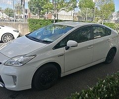 Toyota prius 2013 (1.8)
