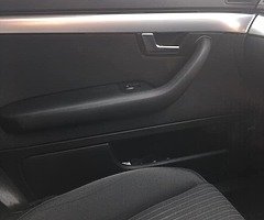 07 Audi A4 2.0TDI - Image 6/8