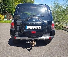 07 mitsubishi pajero swb NEW DOE manual 4x4 low milage - Image 7/10