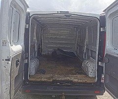 Opel vivaro 1.9 - Image 4/9