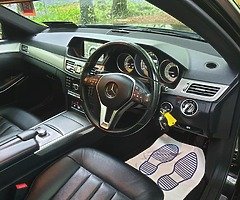 141 MERCEDES E220 CDI AUTO  SE SALOON  146 KLMS . NCT 24 SAT NAV - Image 6/10
