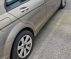 2008 Mercedes c180   6 speed manual