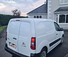 141 CITROEN BERLINGO PARTNER - Image 4/9