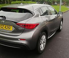 2017 Infiniti Q30