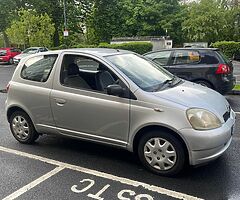 2000 yaris (1 owner) €750 last price