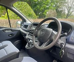 2016 Opel vavaro - Image 9/10