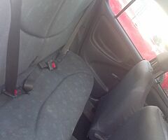 2002 toyota yaris - Image 5/7