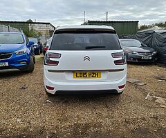 2015 Citroën C4 GRAND PICASSO EXCLUSIVE+ - Image 4/10