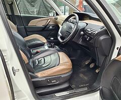 2015 Citroën C4 GRAND PICASSO EXCLUSIVE+ - Image 7/10