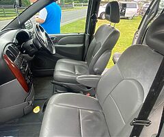 2009 Chrysler Voyager - Image 8/10