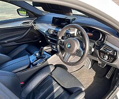 2018 BMW Series 5 - Image 10/10