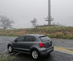 Sisiza ukukhipha debt review noma admin ngaphansi kwegama lakho