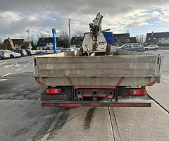 2007 Renault midliner 12 ton with crane