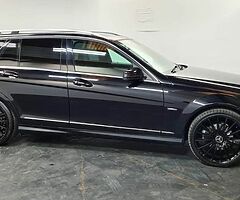 2011 Mercedes-Benz C-Class - Image 5/10