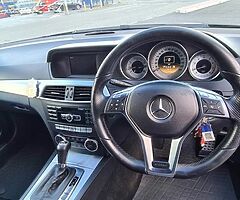 2011 Mercedes-Benz C-Class - Image 9/10