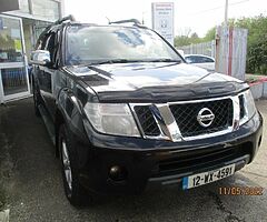 2012 2012 NISSAN NAVARA 2.5 CRDI 4WD FIVE SEATER CREW CAB LEATHER INT CVRT 10/22  NAVARA