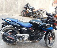 Pulsar 220cc 40lot