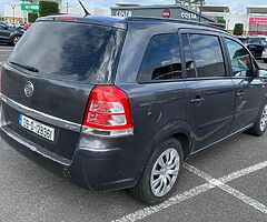 Opell zafira dcti 1.9 Diesel automatic￼￼ New nct Today￼￼