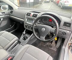 2008 Volkswagen Golf - Image 5/8