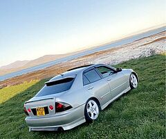 2003 Lexus IS 200