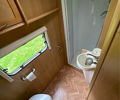 Lunar Freelander 4 Berth Fixed Bed Caravan For Sale - Image 8/9