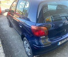 Toyota Yaris 2004