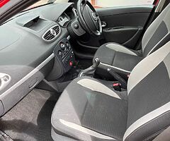 2011 Renault Clio nct & tax - Image 8/9